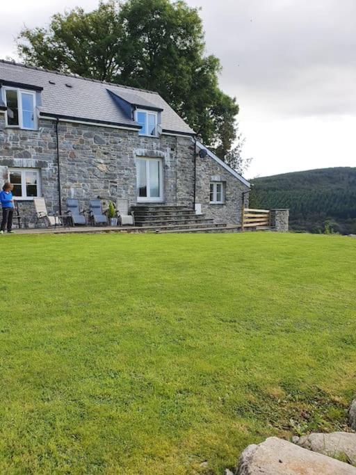 3 Bedroom Barn Conversion With Hot Tub-Garden View - Ty Cerrig Barn Corwen Eksteriør bilde