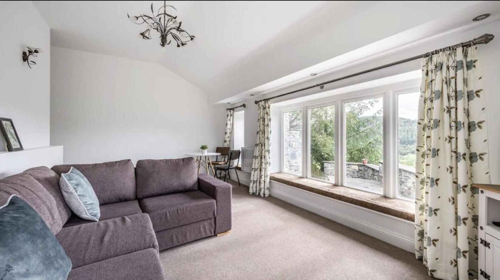 3 Bedroom Barn Conversion With Hot Tub-Garden View - Ty Cerrig Barn Corwen Eksteriør bilde